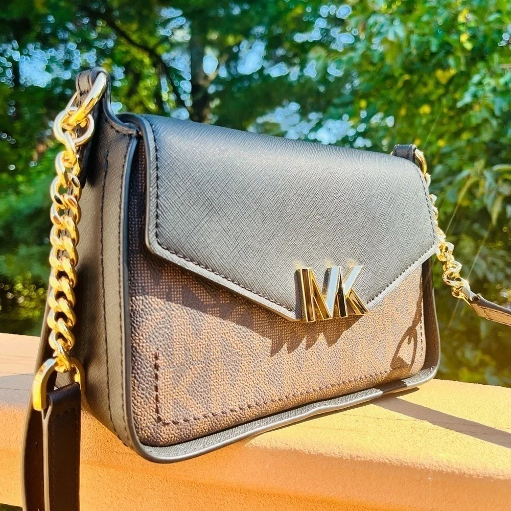 Michael Kors Black Brown Logo Small Flap Crossbody Bag Gold Hardware Leather NWT - Picture 2 of 4